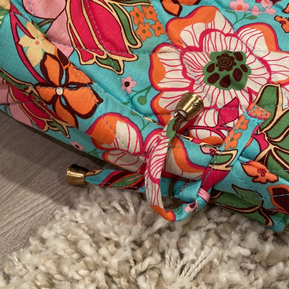 Vera Bradley Rare Tropical Silk Shoulder Bag - Picture 2 of 4